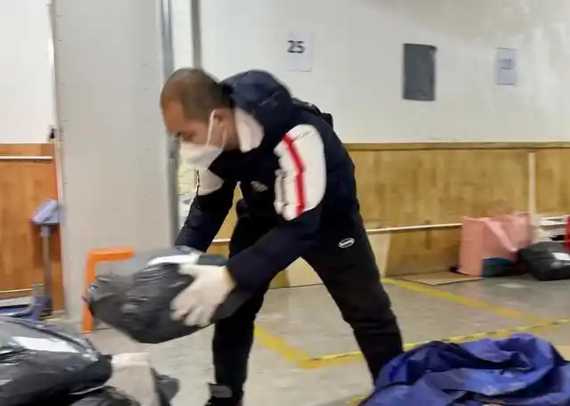 快递春节期间服务情况_快递停运_疫情快递停运谣言