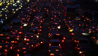 城市拥堵问题分析_单双号限行政策效果评估_限号限行与交通拥堵