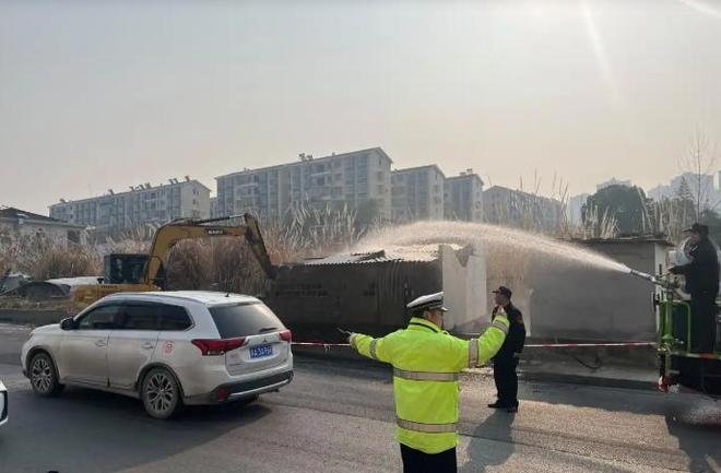 违章扣分_违停罚款不扣分 车窗抛物罚款不扣分 车身改色备案免扣分