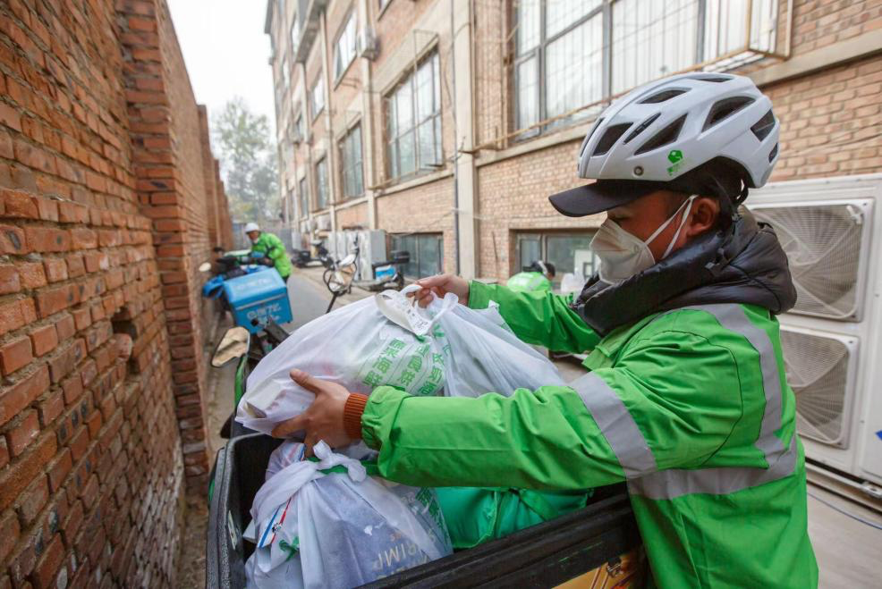 北京封控下物流运输问题_冬季快递停运_生鲜电商平台运力不足