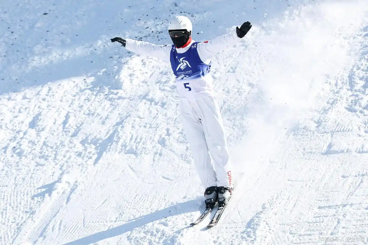 竞技体育 全民冰雪 产业创新 国际贡献_亚冬会 中国冰雪运动发展_冬奥会未来展望