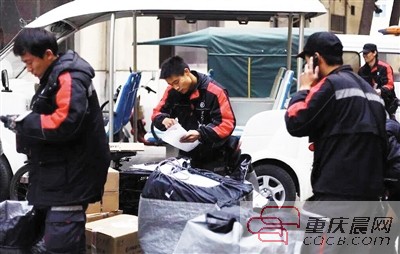 春节期间快递不打烊_同城快递是否停运_顺丰快递员春节期间服务情况